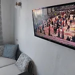 Happy 157 Sq M Near The Sea Apartmán *
