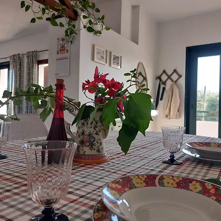 Happy 157 Sq M Near The Sea